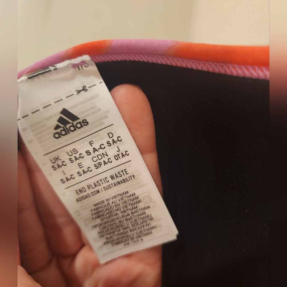 Adidas Light Support Sports Bra, size small NWT - Picture 3 of 7